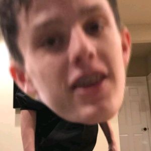 Meet your Posher, Carson